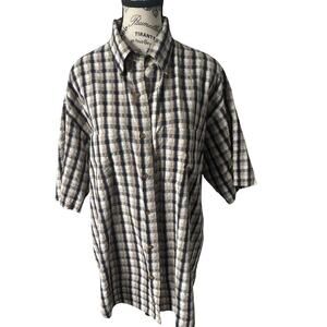 Van Heusen Mens Plaid Button=down Seersucker shirt